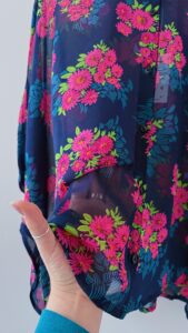 bleu marine fleur rose japon