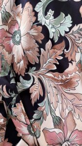 floral satiné noir