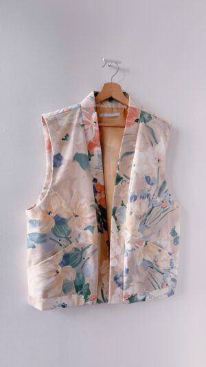Veste sans manches longue